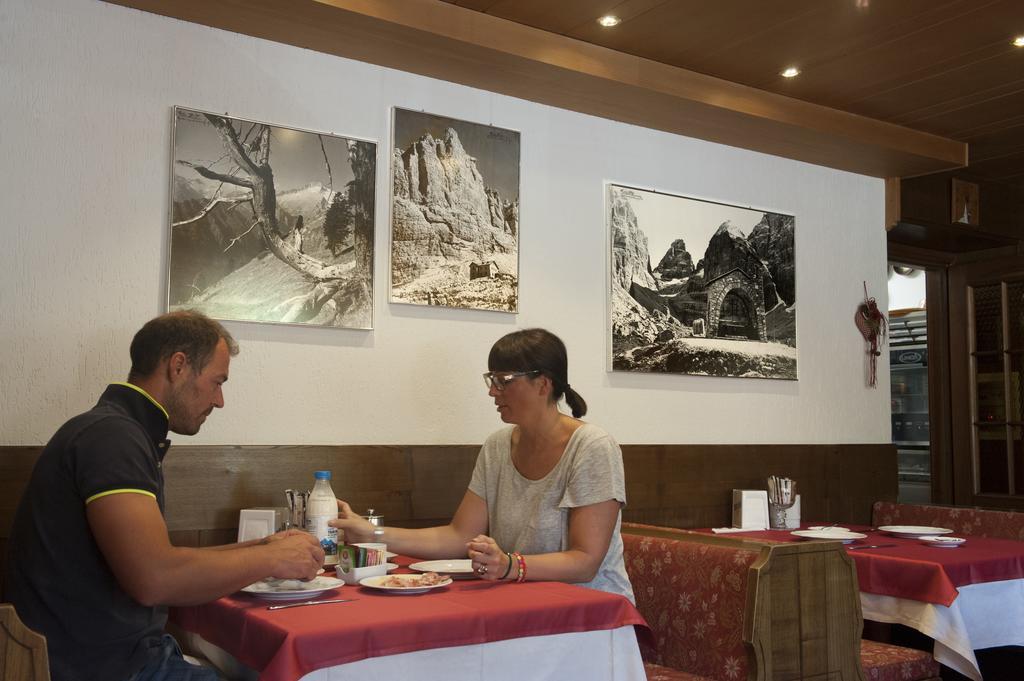 Hotel Garni Dello Sportivo Madonna Eksteriør billede