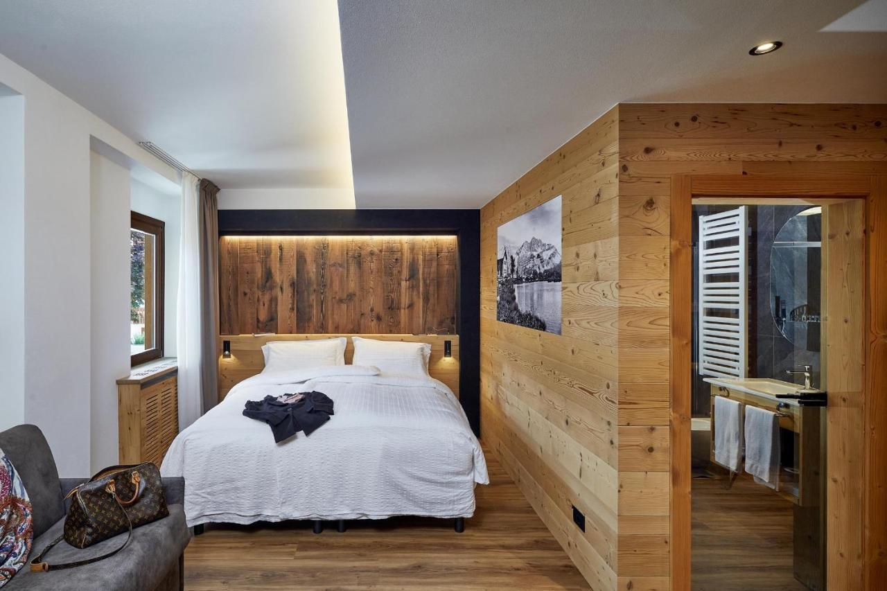 Hotel Garni Dello Sportivo Madonna Eksteriør billede