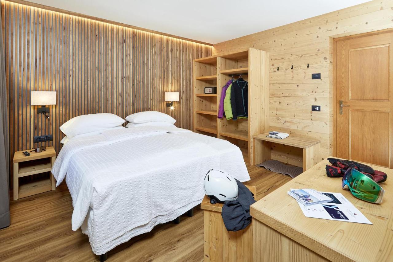 Hotel Garni Dello Sportivo Madonna Eksteriør billede
