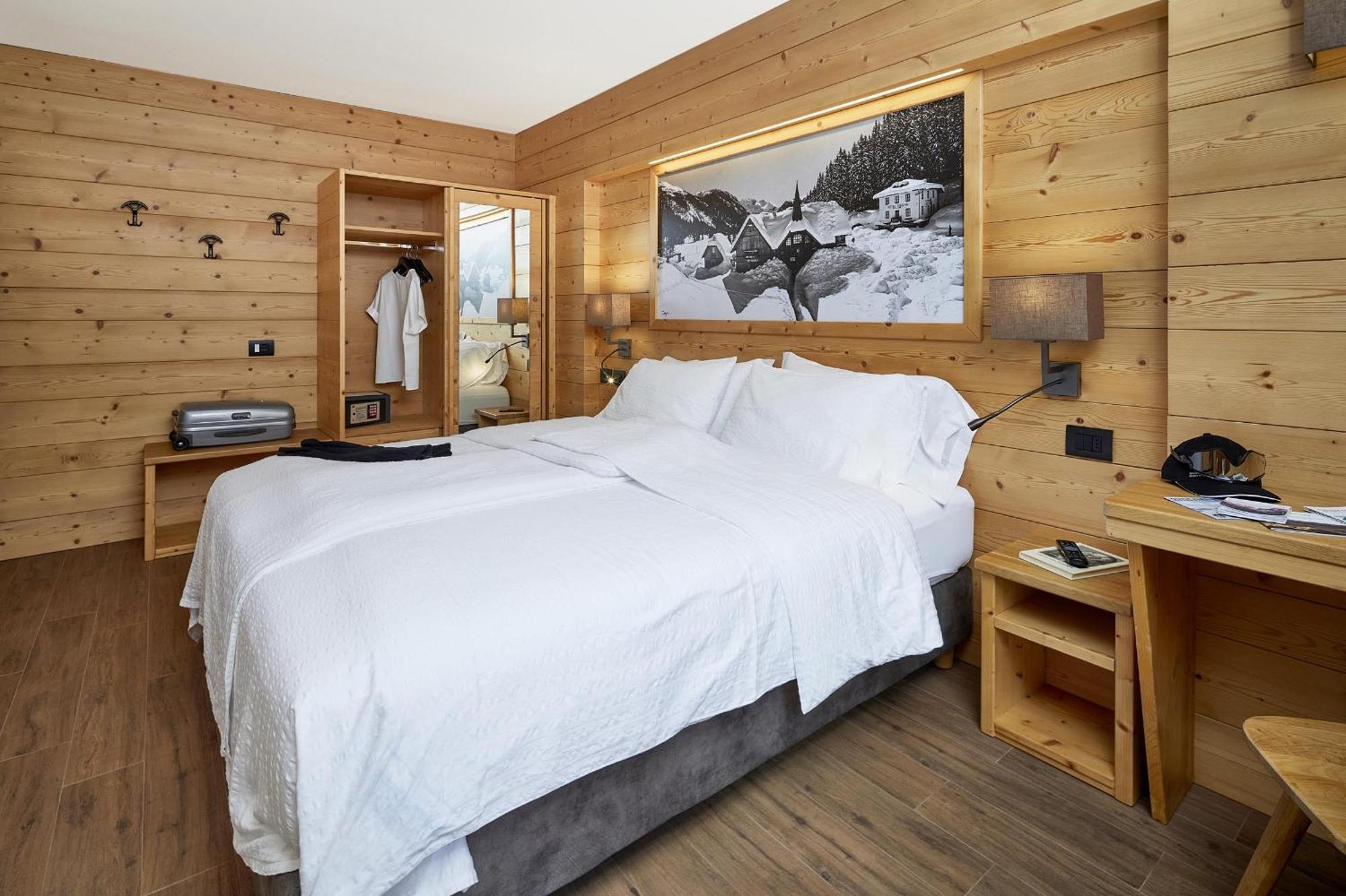 Hotel Garni Dello Sportivo Madonna Eksteriør billede