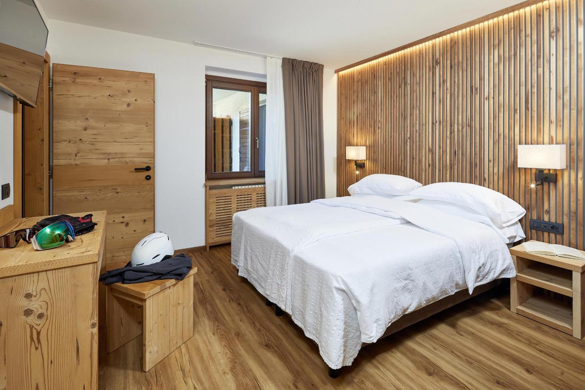 Hotel Garni Dello Sportivo Madonna Eksteriør billede